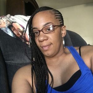 Meet your Posher, Michele